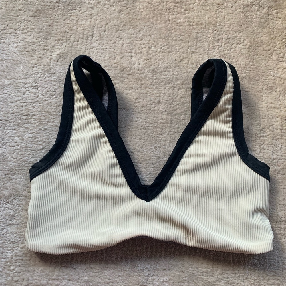 Five the label dancewear top yellow and black bra top super cute  yxl
